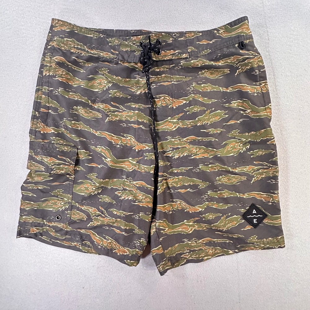 American Eagle Mens Tiger Stripe Camo Board Shorts Green Brown Swim Trunks Small